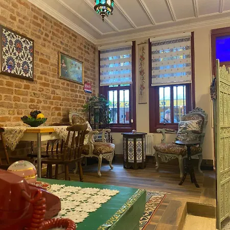 Ciragan's Omnia * اسطنبول