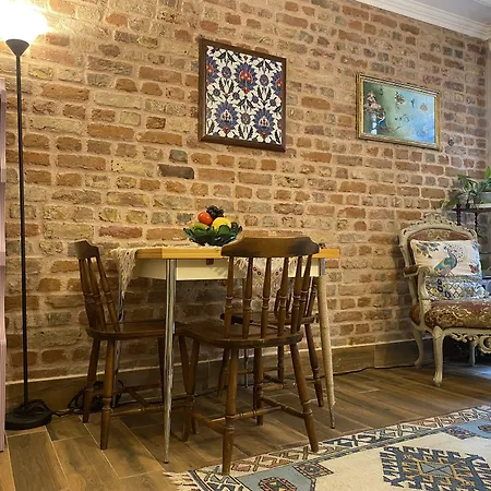 Ciragan's Omnia * اسطنبول