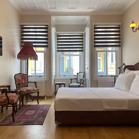 Ciragan's Omnia Szálloda *